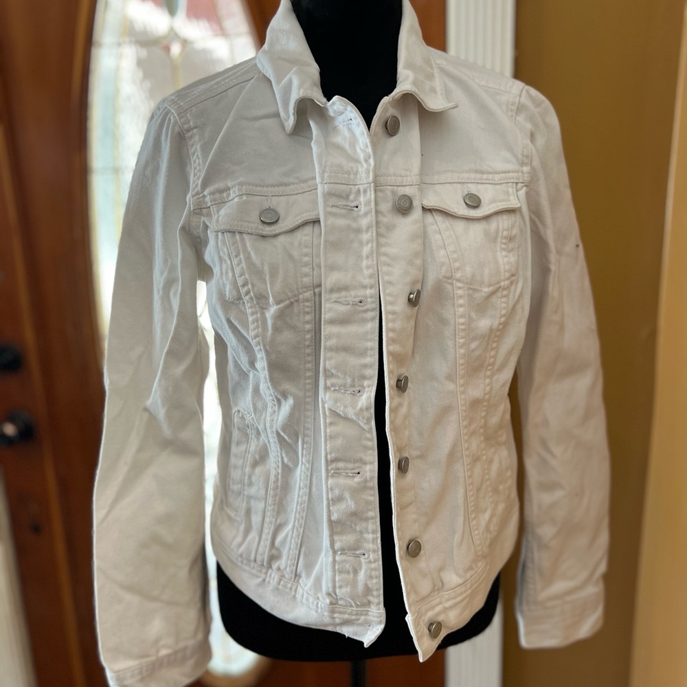 Upcycled white jean jacket - Picture 3 of 4